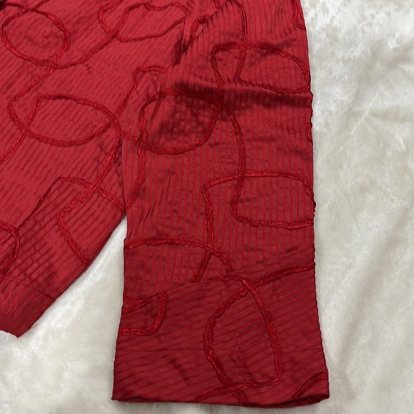 Looks like new! Nice red dress w appliques Medium - Picture 4 of 9